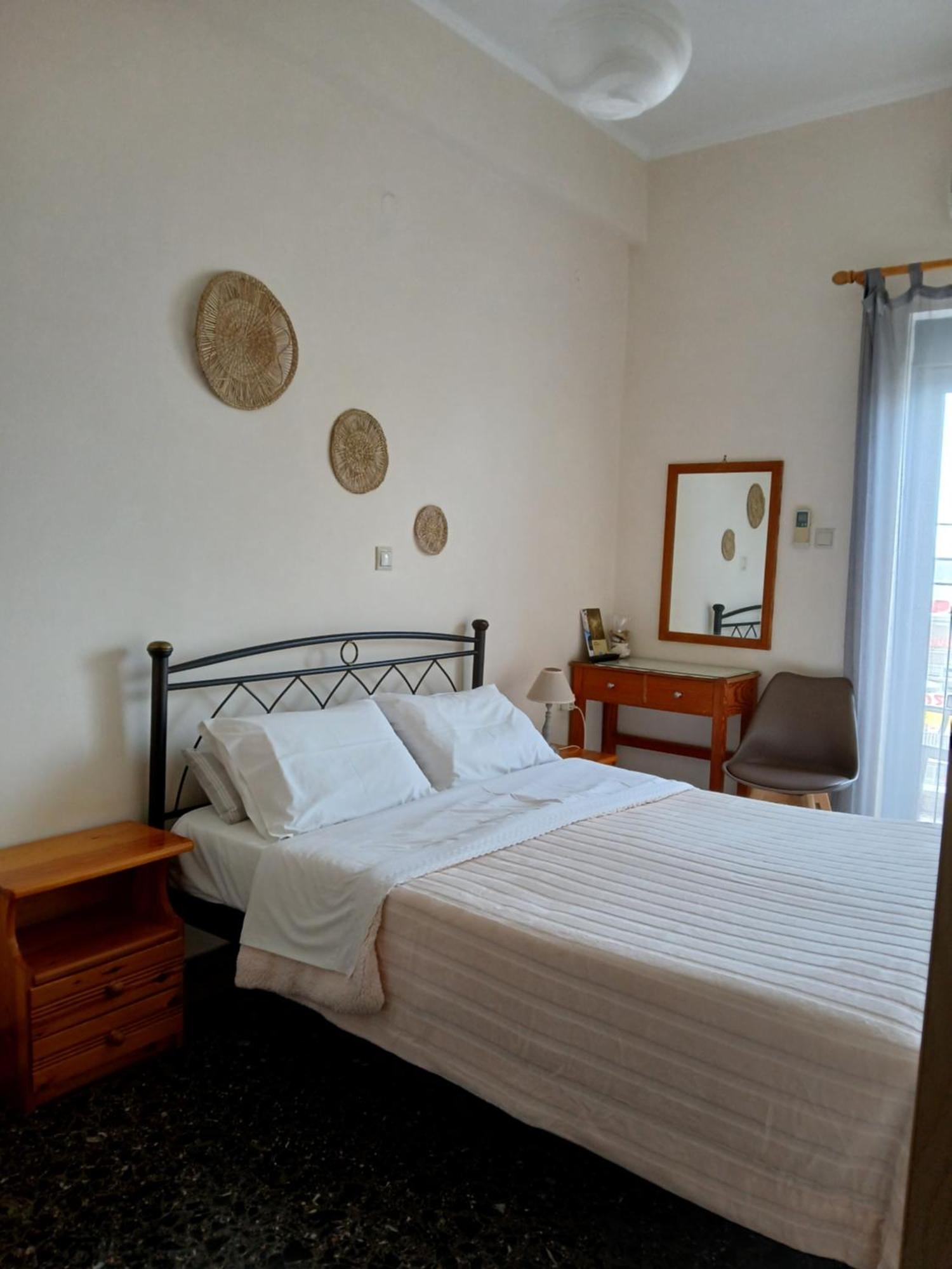 Kritikos Rooms Monemvasia Exterior photo